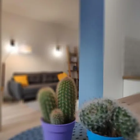 - Port - Balcony Apartament Nicea